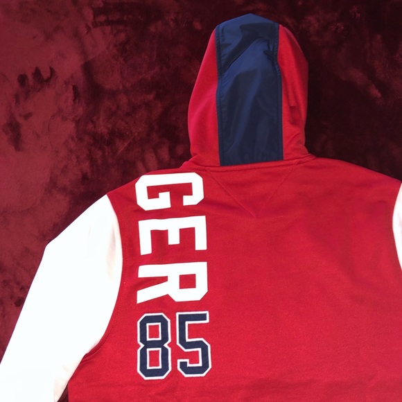 Brand New Tommy Hilfiger Sweater - Picture 6 of 8